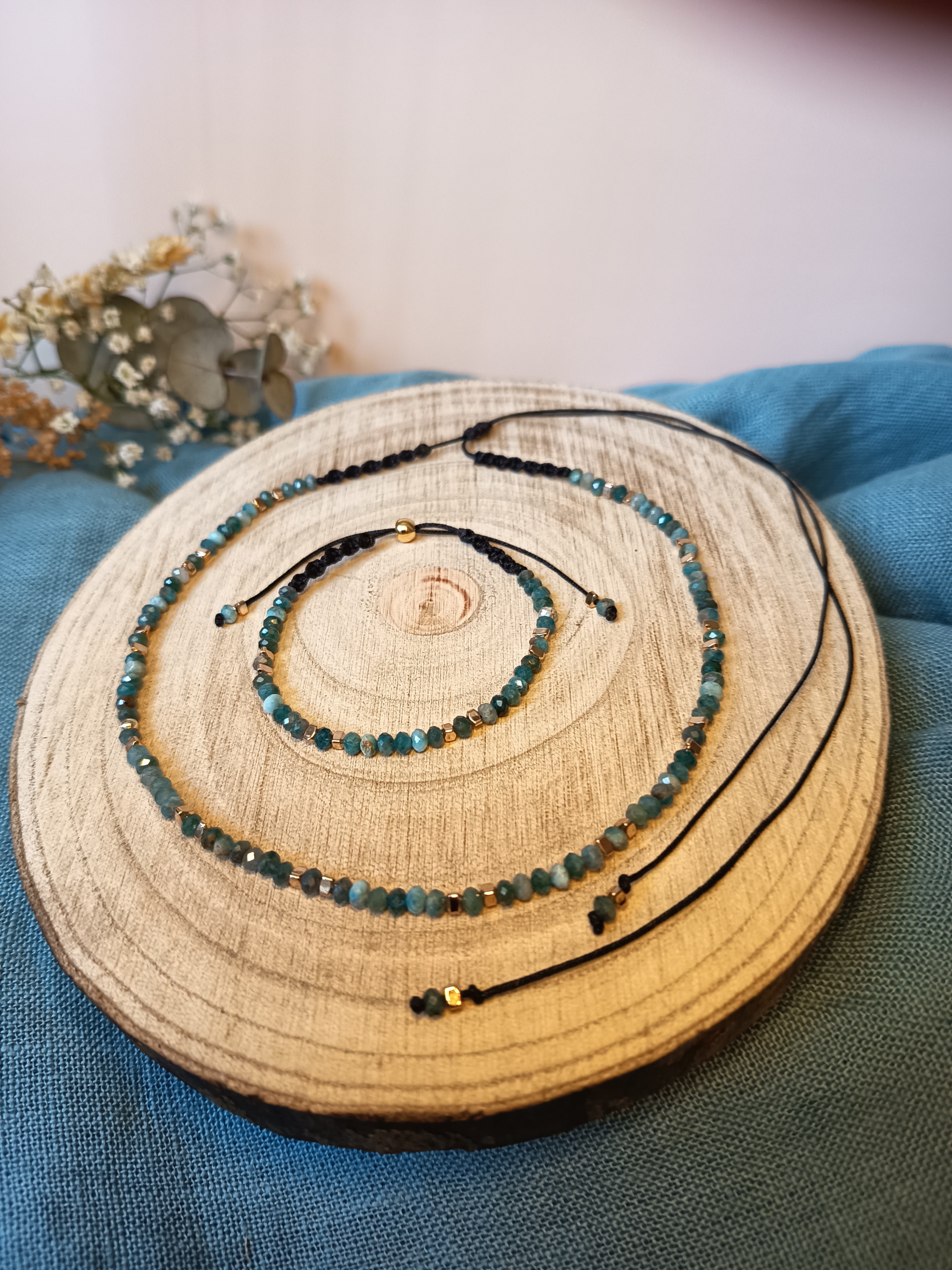 Set: Halskette mit Armband